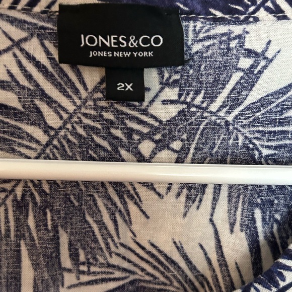 Jones&Co- linen like material babydoll top- Size 2X - Picture 6 of 6